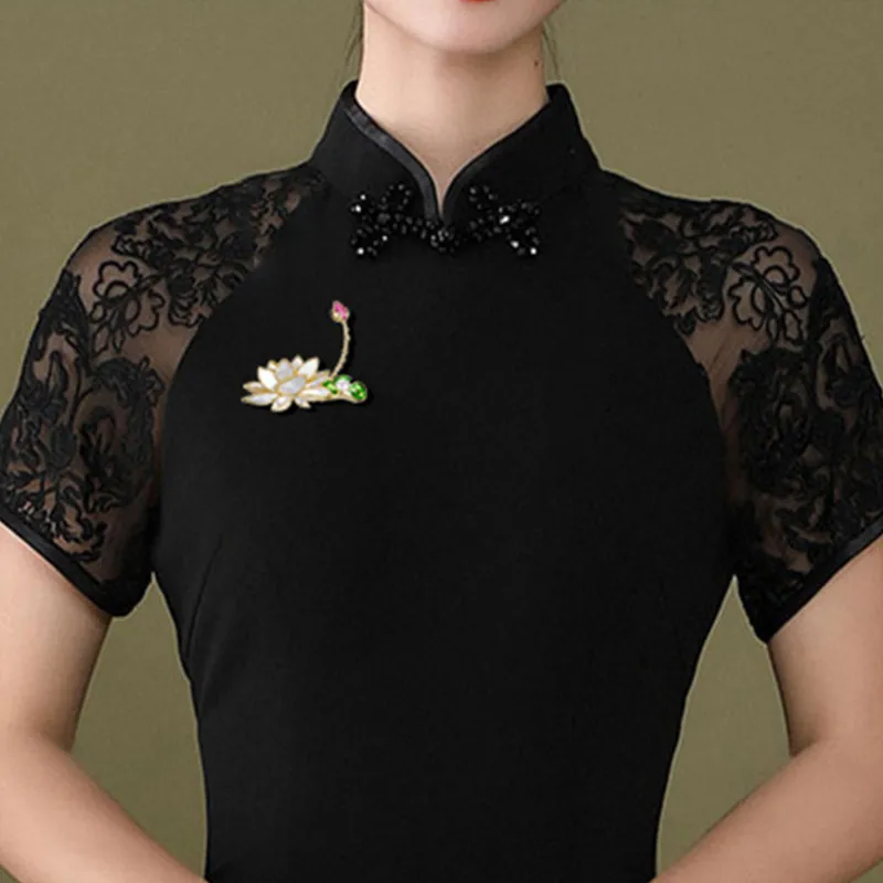 Ajojewel Chinese Retro Lotus Ornament Brooch With Natural Freshwater Pearls Women Cheongsam Accessories Jewelry Luxury Gift