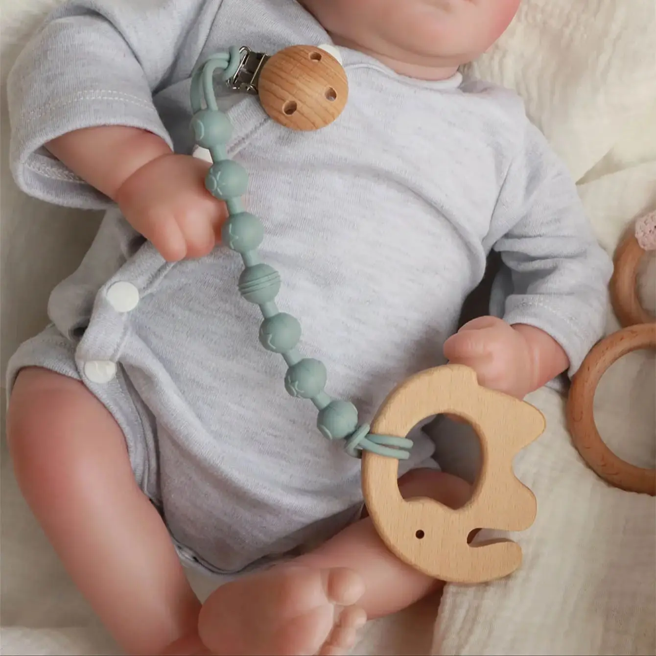 Silicone Beads Teether Wooden Hang Baby Pacifier Rope Adapter Strap Fasteners Hanger Pacifiers Tweezers Chain Nipple Holder Clip