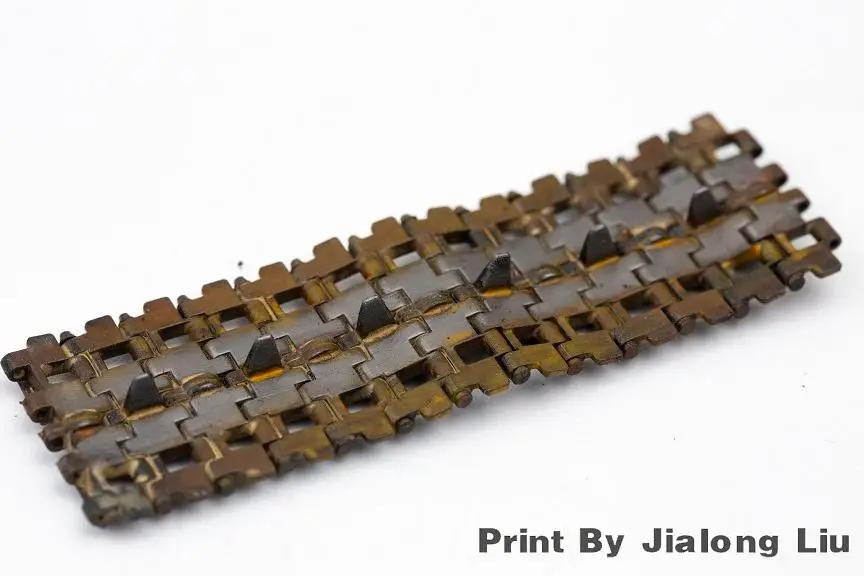 Heavy Hobby PT-35093 1/35 WWII KV/JS Family Track Links Light Type