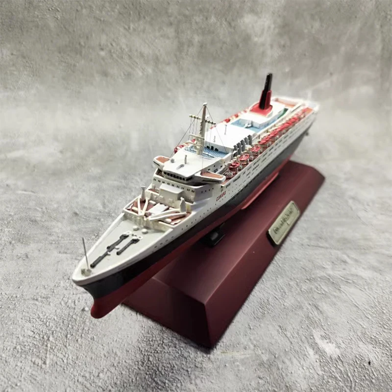 Luxury Cruise Resin Ship Model Heritage Seminar Queen Elizabeth2 Model Toy Gift Collection