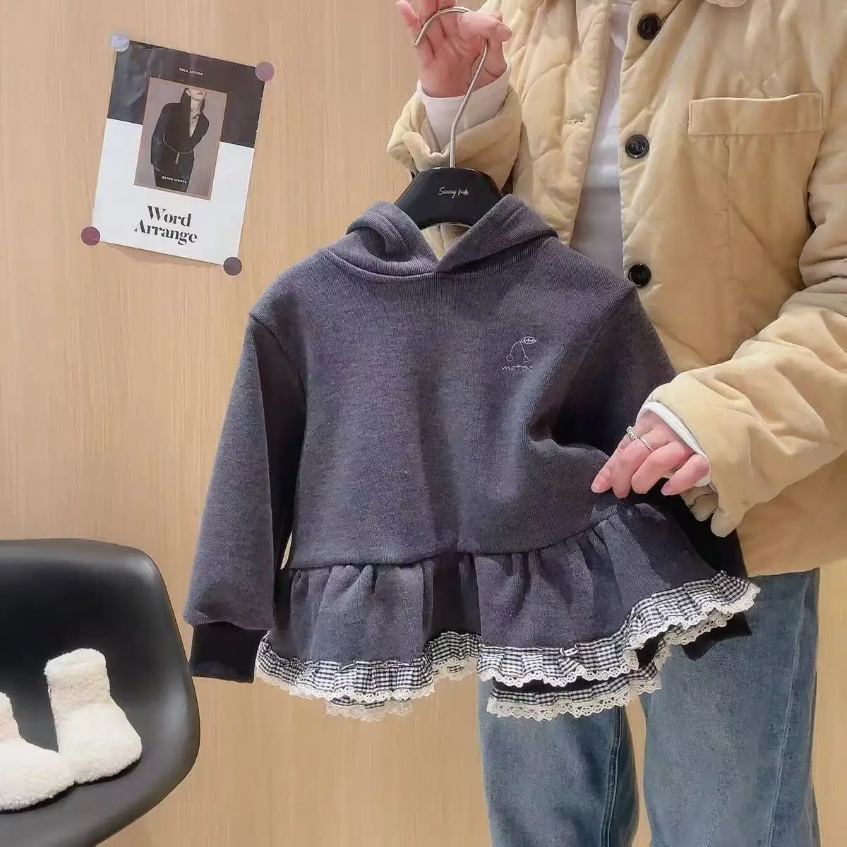 Winter Children Girls Outfits Lace Spliced Kids Girls Fleece Hoodies Korean Solid Ruffle Hem Thick Sweatpant Suit Baby Girl 2PCS