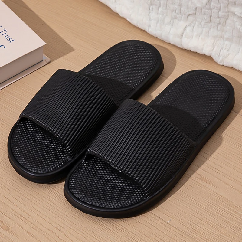 Lightweight Home Slippers Women Summer 2024 Comfortable Soft Sole Inddor Slides Ladies Solid Color Non-slip Beach Shoes Sandals