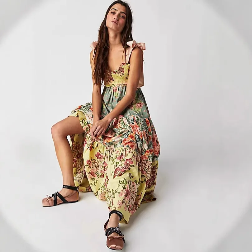 女性のカジュアルノースリーブサマードレス 2025 春クルーネックパッチワークボヘミアンフローラルフリルカクテルパーティーミディド​​レス