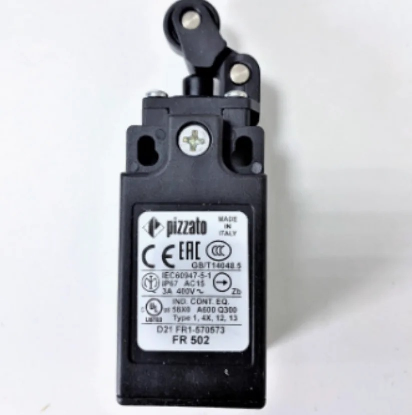 

New original pizzato limit switch FR 502