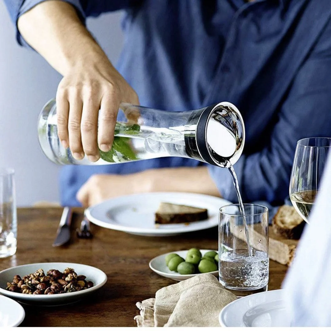 1.2L/1.5L Glass Carafe with Lid & Stainless Steel Fruit Skewer, Heat Resistant Water Pitcher Jug for Hot Cold Tea Juice