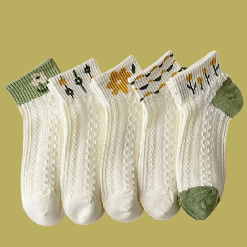 

5/10 Pairs 2024 New Three-dimensional Embossed Green Flower Short Socks Thin Versatile Short Tube Sports Socks White Boat Socks