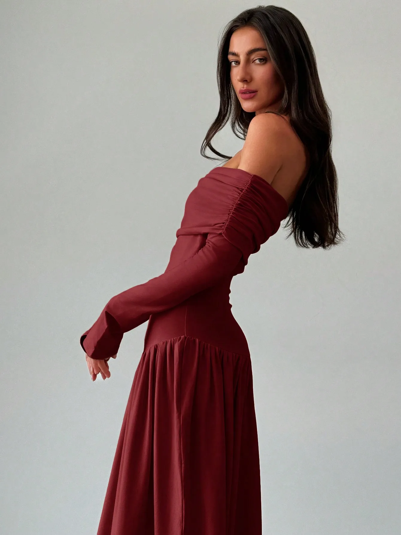 

Burgundy Off-Shoulder Long Sleeve A-Line Dress with Cinched Waist, Elegant for Autumn/Winter Events