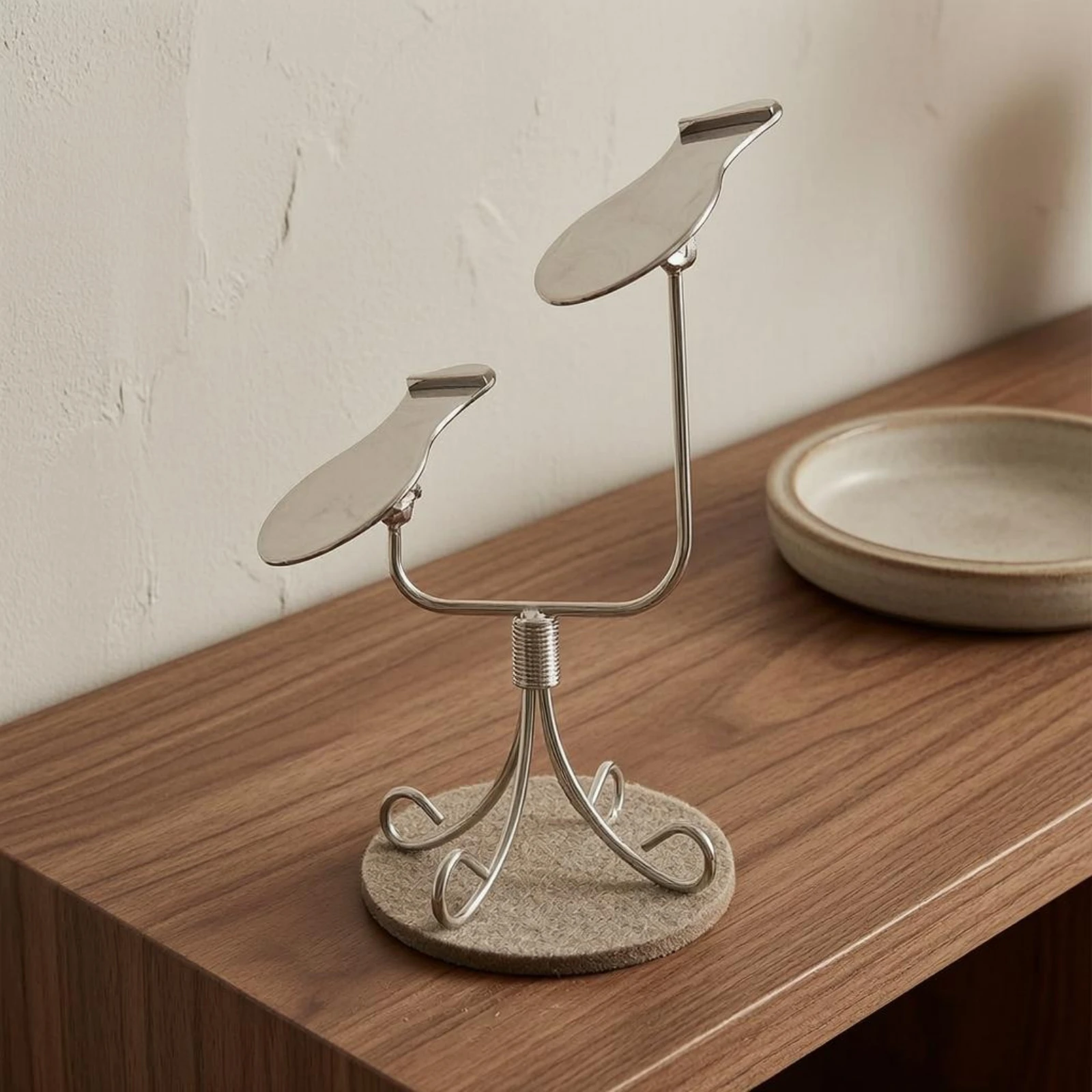 Adjustable Shoe Display Stand Electroplated Adjustable Shoe Holder Stand