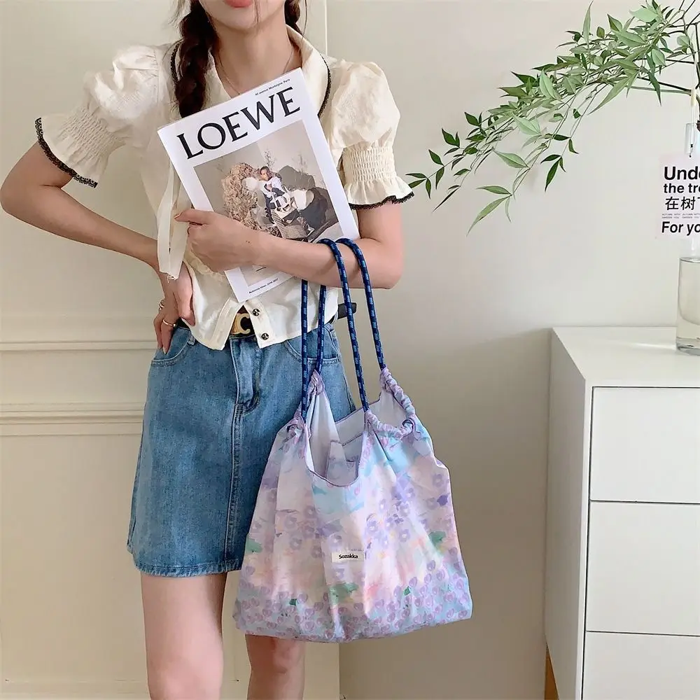 Korean Style Large-capacity Shoulder Bag Drawstring Shopping Bag Floral Tote Bag Underarm Bag Luggage Bags