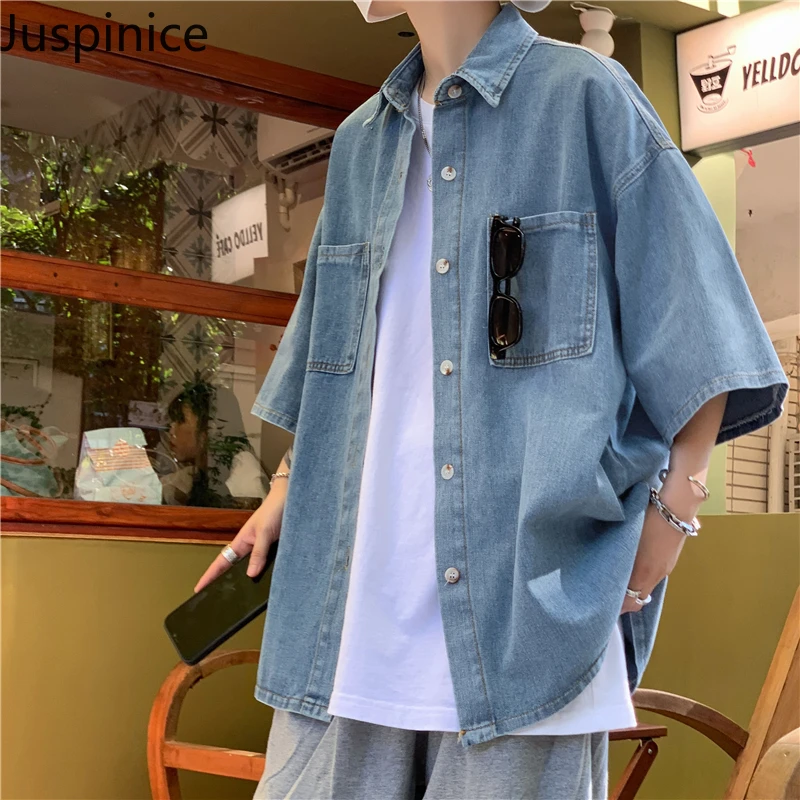 

Рубашка мужская джинсовая с коротким рукавом, модная красивая Повседневная Свободная индивидуализированная футболка из денима, одежда для улицы, на лето