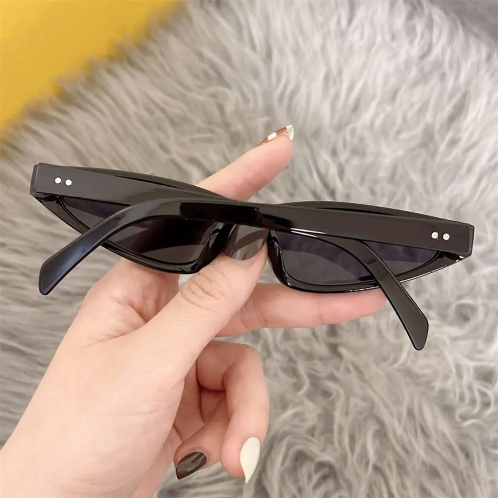 Trendy Small Frame Cat Eye Sunglasses Street Shooting UV Protection Hip-Hop Sun Glasses Triangle Shades for Women