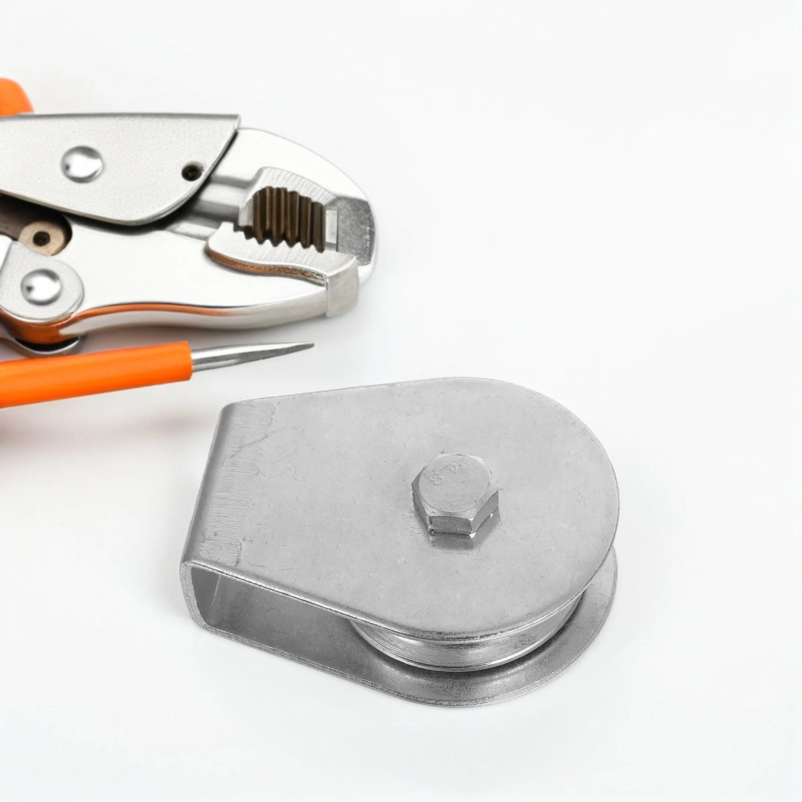 

Flag Pole Pulley Stainless Steel Swivel Roller Durable Weather Resistant Smooth Operation Easy Installation Flagpole