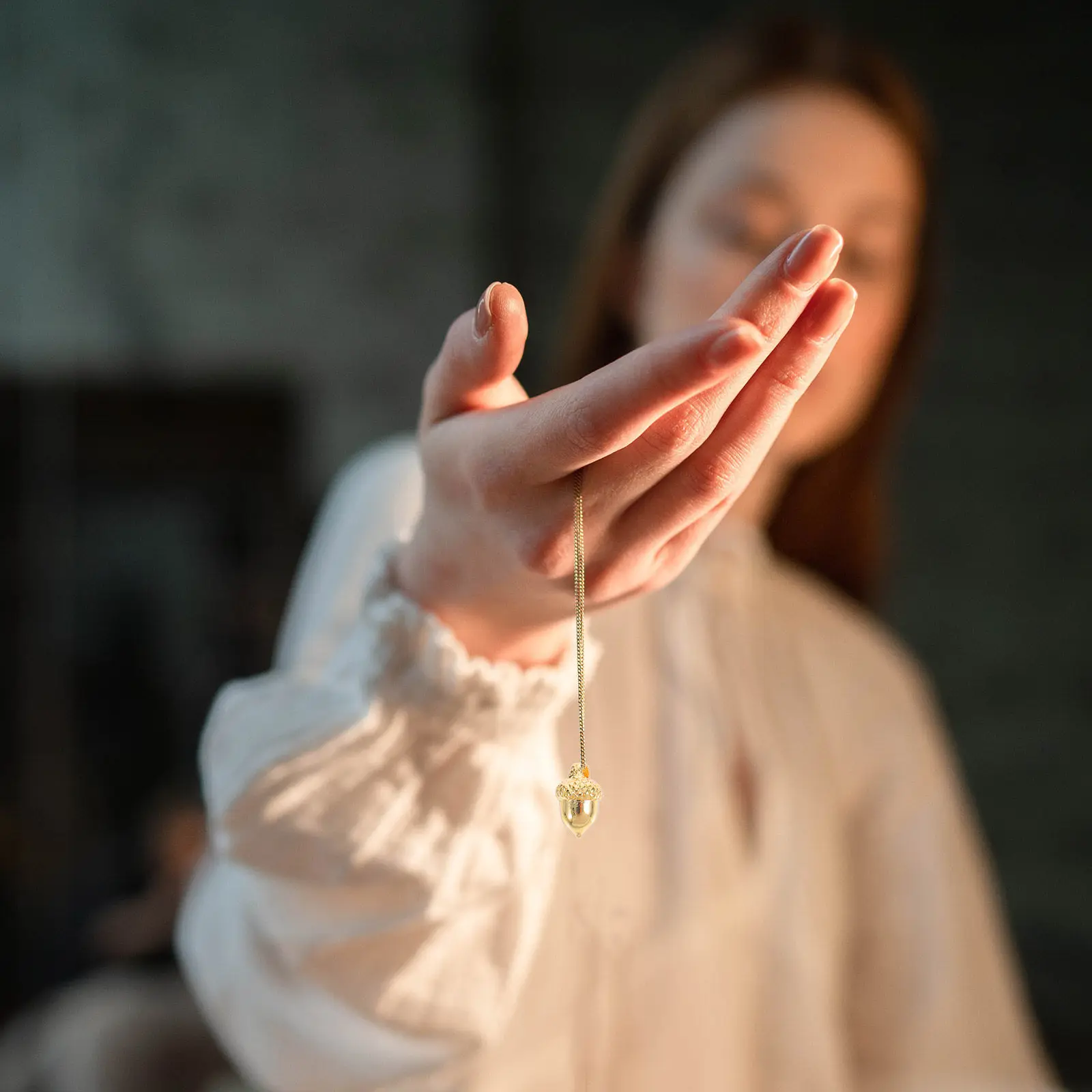 

20 шт. подвесок в форме сосновых шишек, металлические украшения тонкой работы для самостоятельного изготовления ожерелий, браслетов, браслетов на ногу, идеи подарков на день рождения, ювелирные подвески