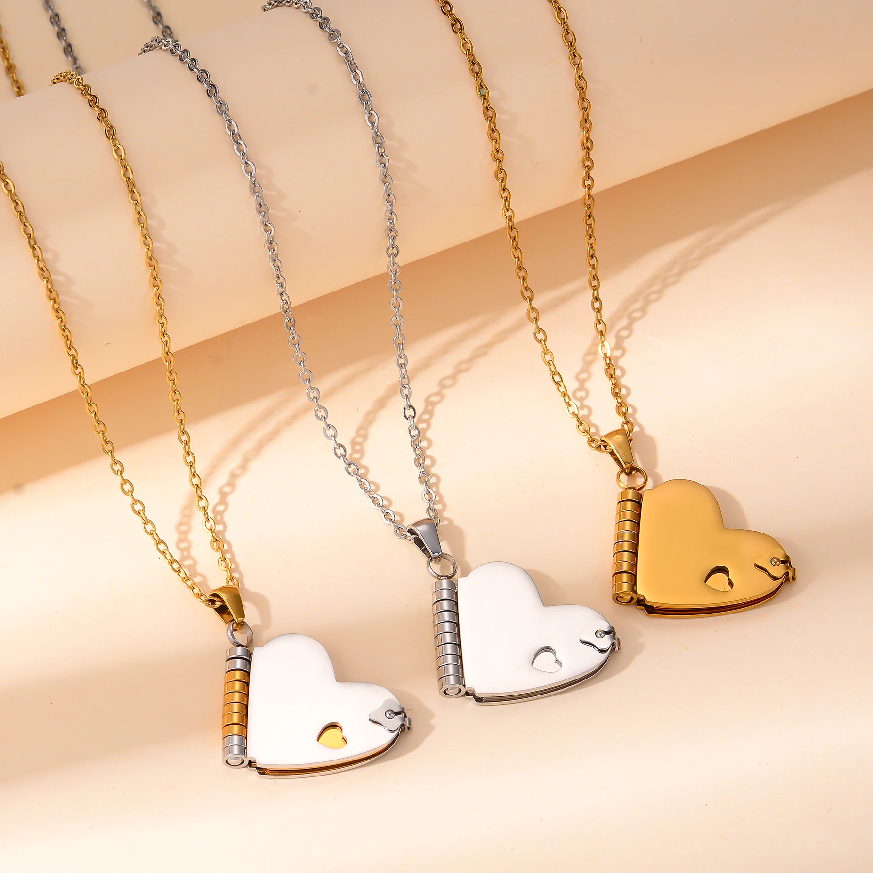 Collana con ciondolo libro in acciaio inossidabile a forma di cuore, messaggio personalizzato, testo apribile, libro multi-paglia, parole, regalo di gioielli personalizzati