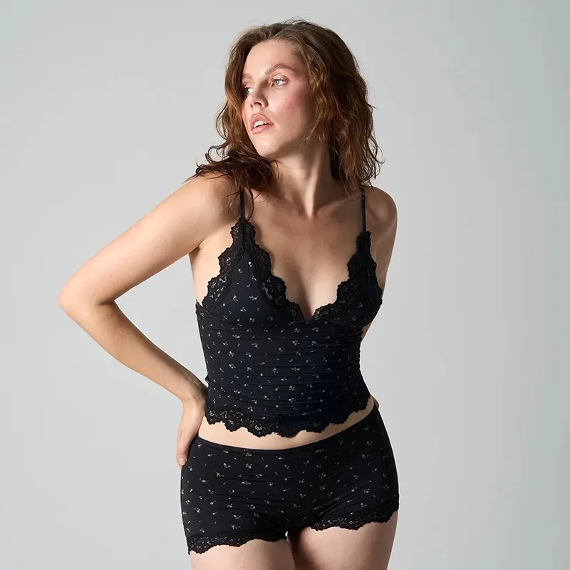 

Summer Two-piece Pajamas Set for Women Sleepwear Floral Lace Pink Sleeveless Camisoles and Slim Shorts Loungewear