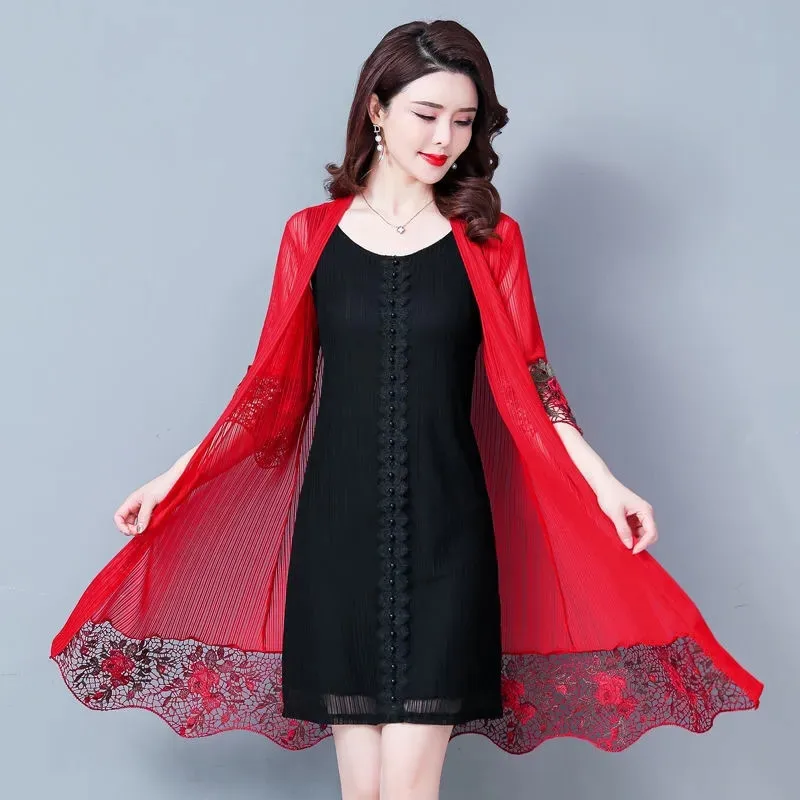 2023 New Sunscreen Clothing Women's Coat Mother Ice Silk Cardigan Thin Outside With Mesh Lace Coats Medium Long Summer Jacket