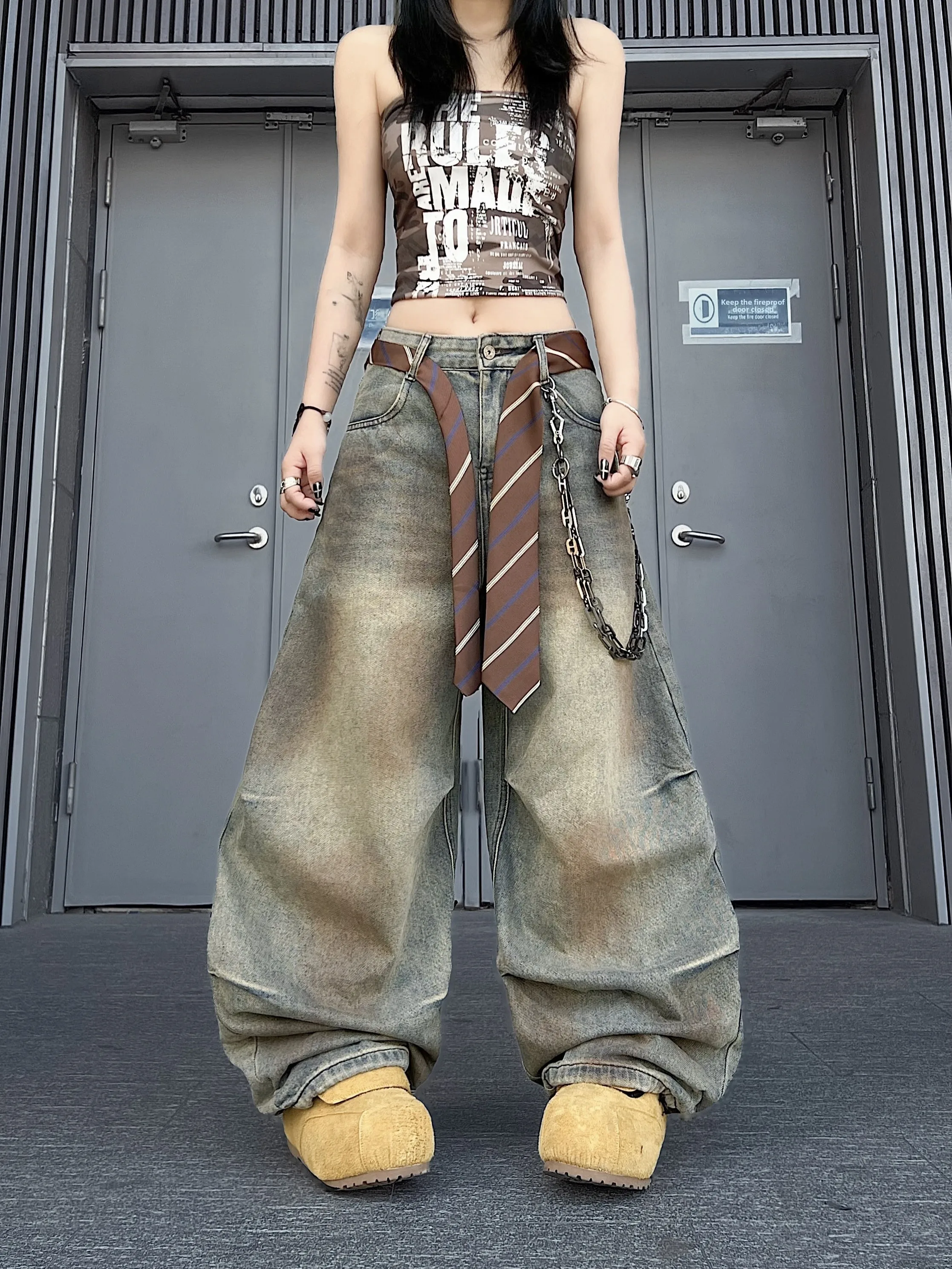 

Waed out American Desert Sle Loose Fit Dirtied Jeans Belted Floor Length Wide Leg Pants for Men Casual Outdoor Wear