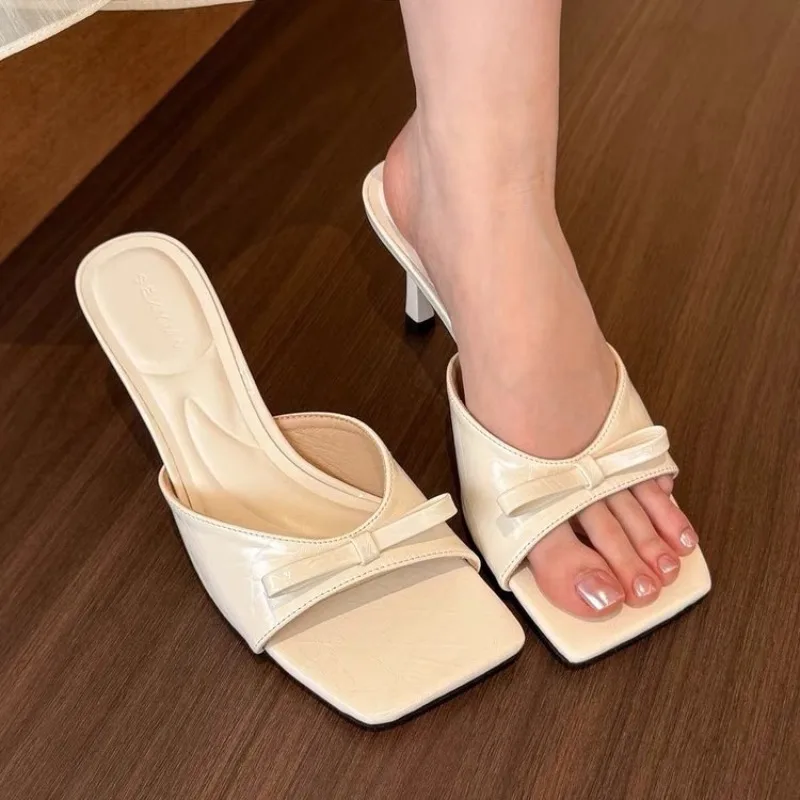

Shoes Ladies' Slippers Low Slipers Women Thin Heels Luxury Slides Square Toe Heeled Mules Butterfly-Knot Designer Zapatos Mujer