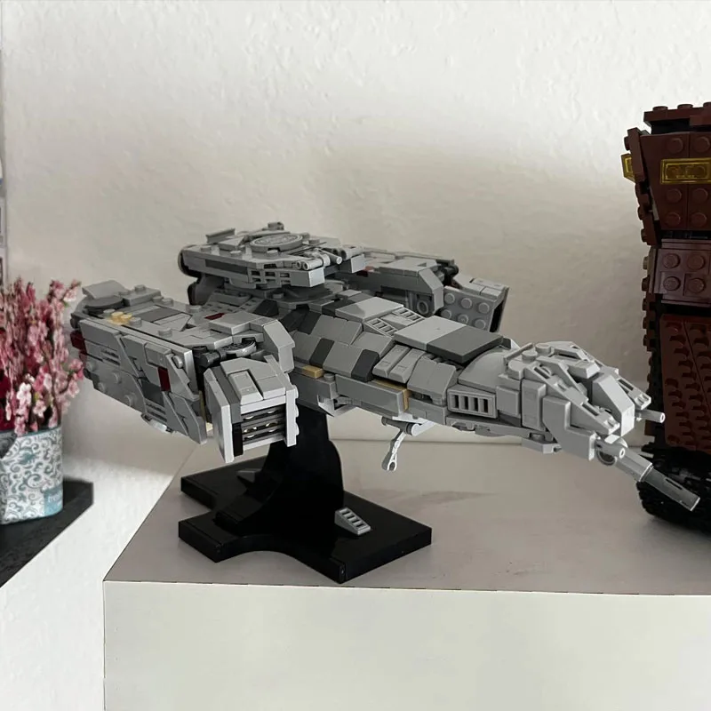 NEW 751Pcs MOC Spaceship Alien USCSS Nostromo Building Blocks Kit DIY Bricks Midi-Scale Starship Model Toys Kids Adults Gift