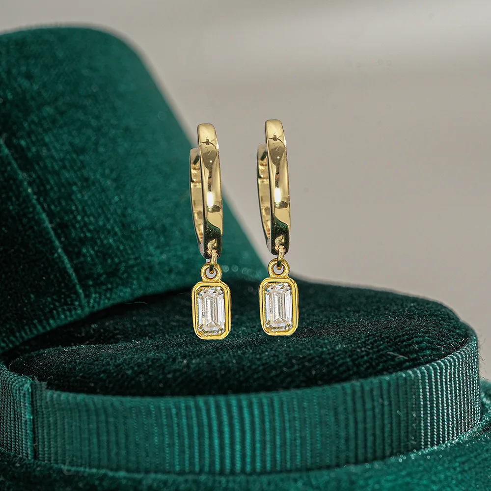 

Luxury 100% Real 18k Gold Women's Rectangular Earrings Simple Mosan Diamond Earrings