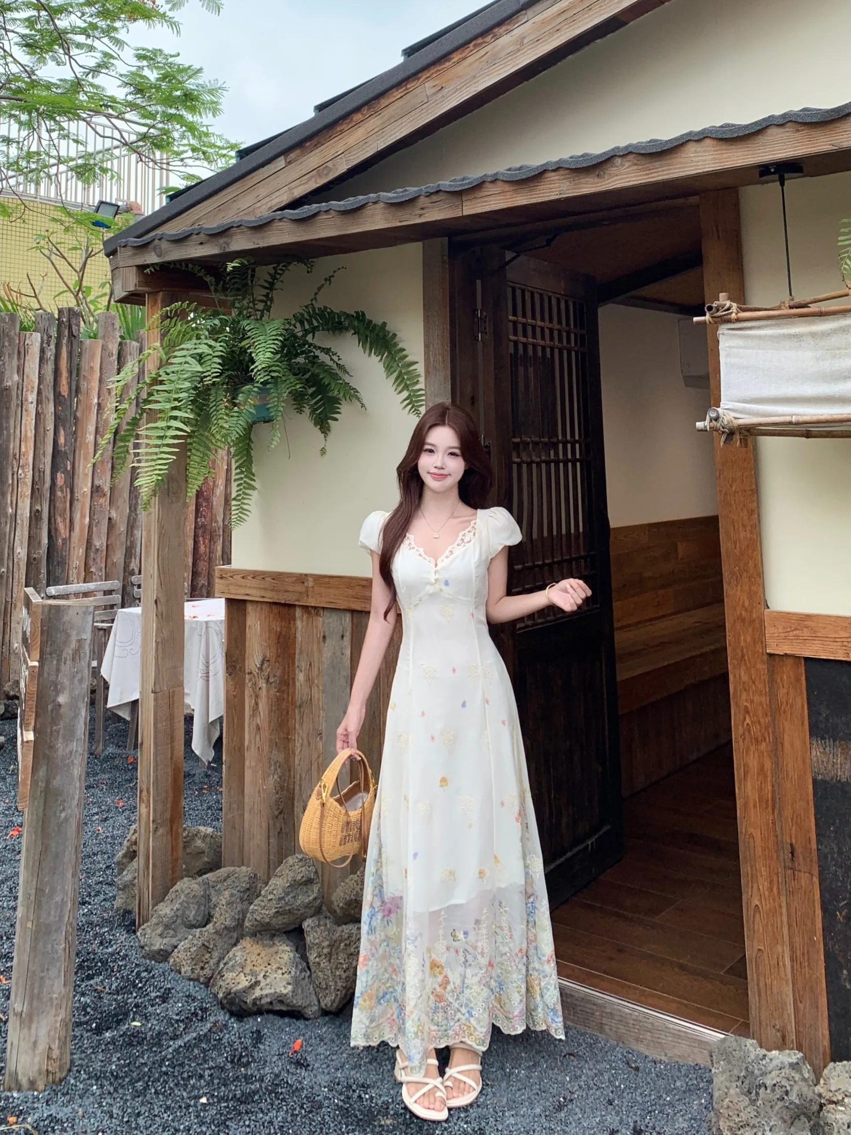 

Summer plus Size Women's Dress Slimming Embroidery Heavy Work Waist Cinching Long A-Line Skirt Gentle Style Short Sleeve V-Neck