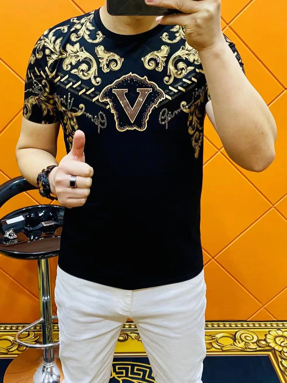 

Мужская летняя футболка Slim Fit: комфортная, тонкая, модная, черная, из хлопка и полиэстера, с круглым вырезом, с коротким рукавом