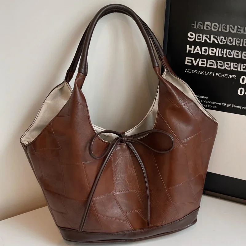 

Bow Advanced Leisure Commuter Bag New Tote Bag Women Fashion Large-capacity Retro Shoulder Bag