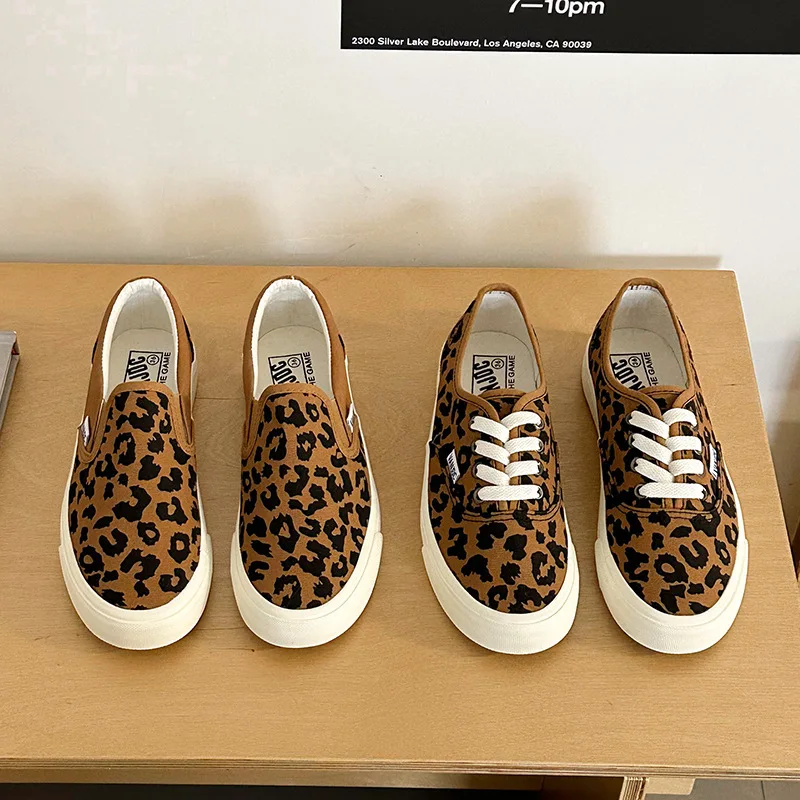 Leopard Canvas Shoes Men's and Women's Models Summer New Korean Students Board Shoes Street Shooting Running Casual Shoes Tide - Image 2