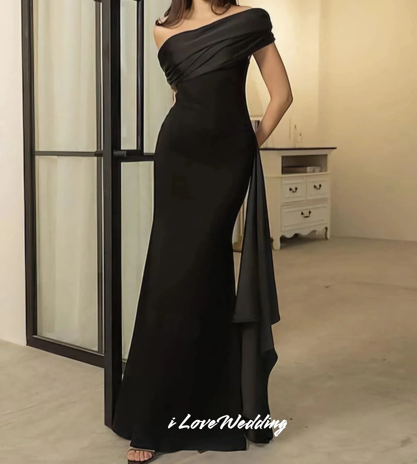 

Black Off Shoulder Evening Dresses 2025 Satin Mermaid Pleated Elegant Floor-Length Prom Dress Wedding Party Dresses Customized