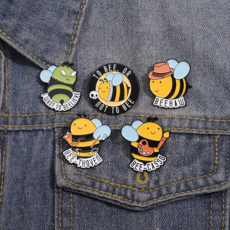 Customized badge metal brooch cartoon accessory alloy baked paint bee brooch badge