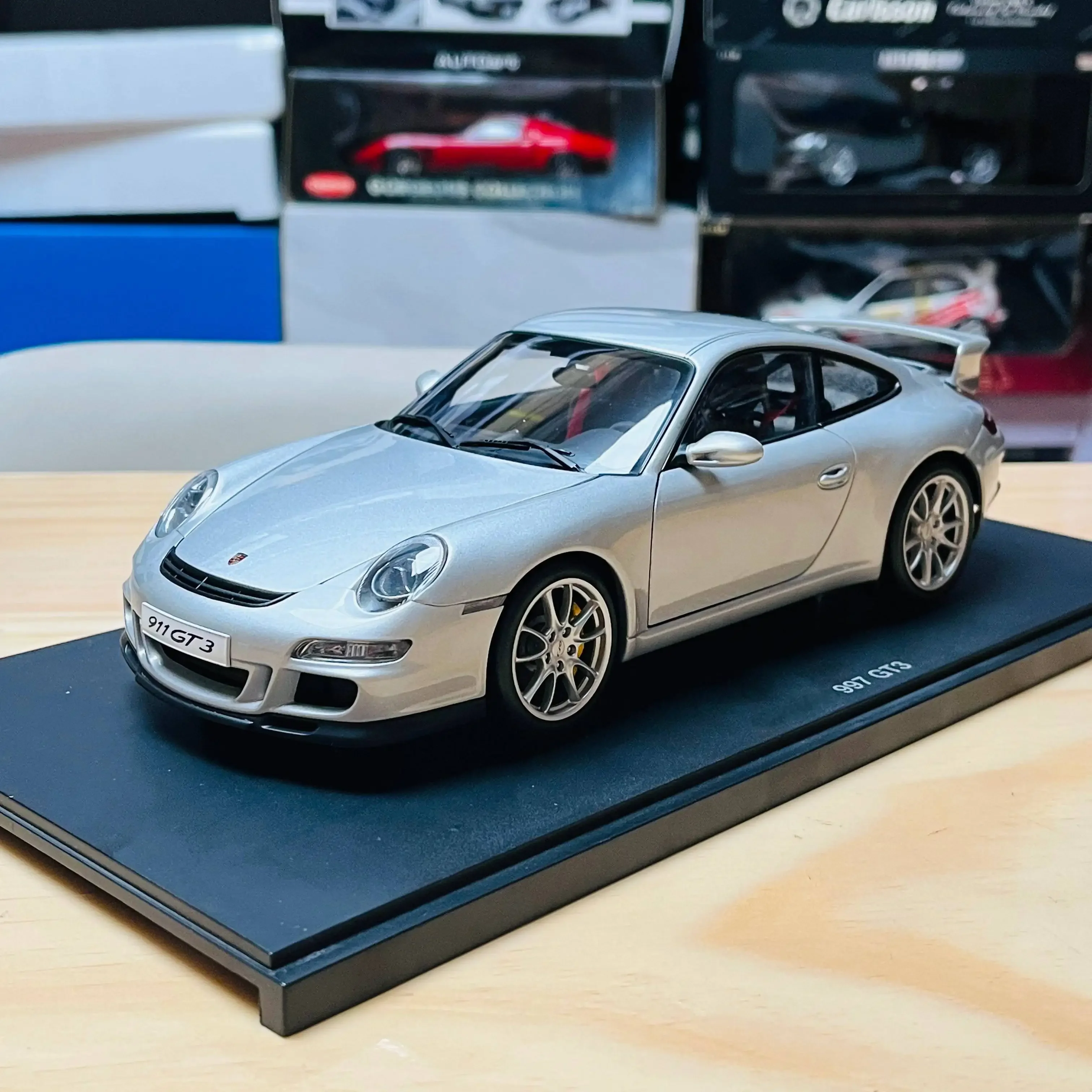 Autoart 1:18 997 GT3 Silver Simulation Limited Edition All Open Alloy Metal Static Car Model Toy Gift