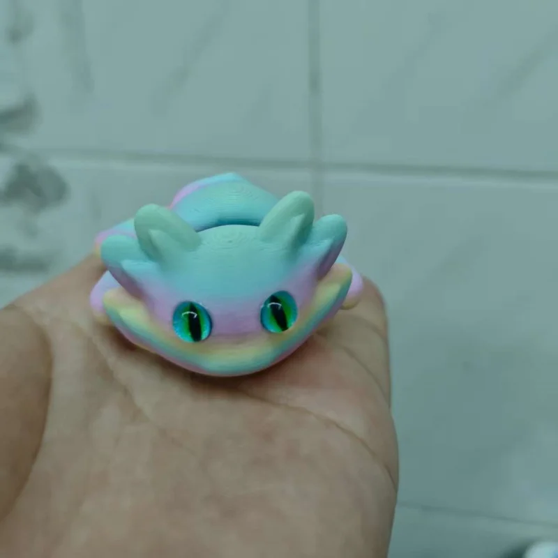 

2025 New 3D Printing Salamander Keyring -Flexible Joints, Simulation Eyes -Perfect Home Accessory & Gift