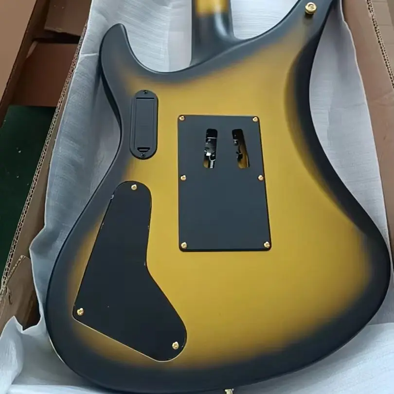 Costom Alien Matte Black Gold Striped Electric Guitar Dual Microphones Dual Tremolo System Bat-Inlaid Rosewood Body And Neck