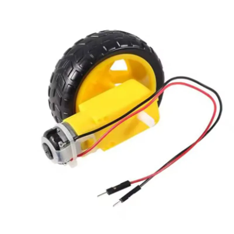4セットDC電動モーターDC 3-6VデュアルシャフトギアードTT磁気ギアボックスエンジン、65mmプラスチックカータイヤホイール付きスマートRCカーロボット