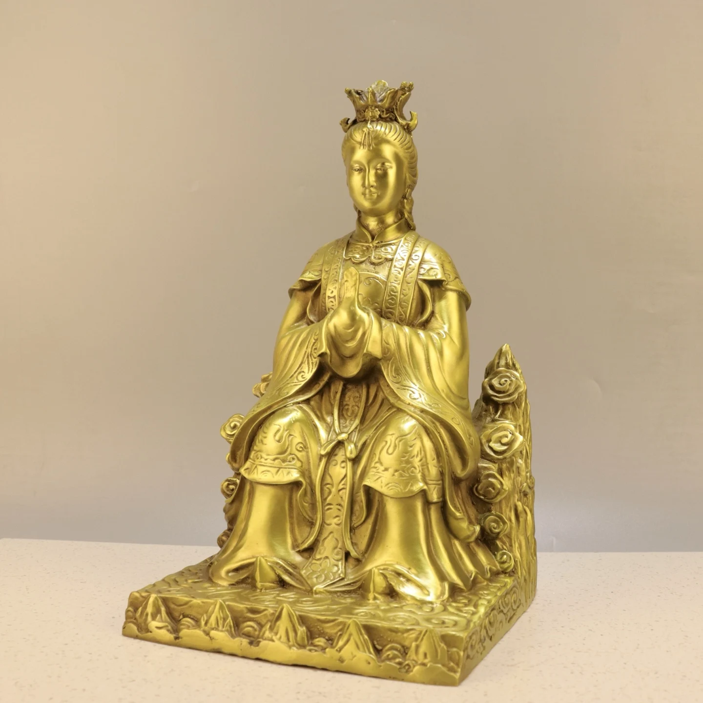 Народная коллекция, старая латунь, биксия Юаньюнь, бессмертная бабушка, гора, тайшань, даосзм, первый предк, зал поклонения