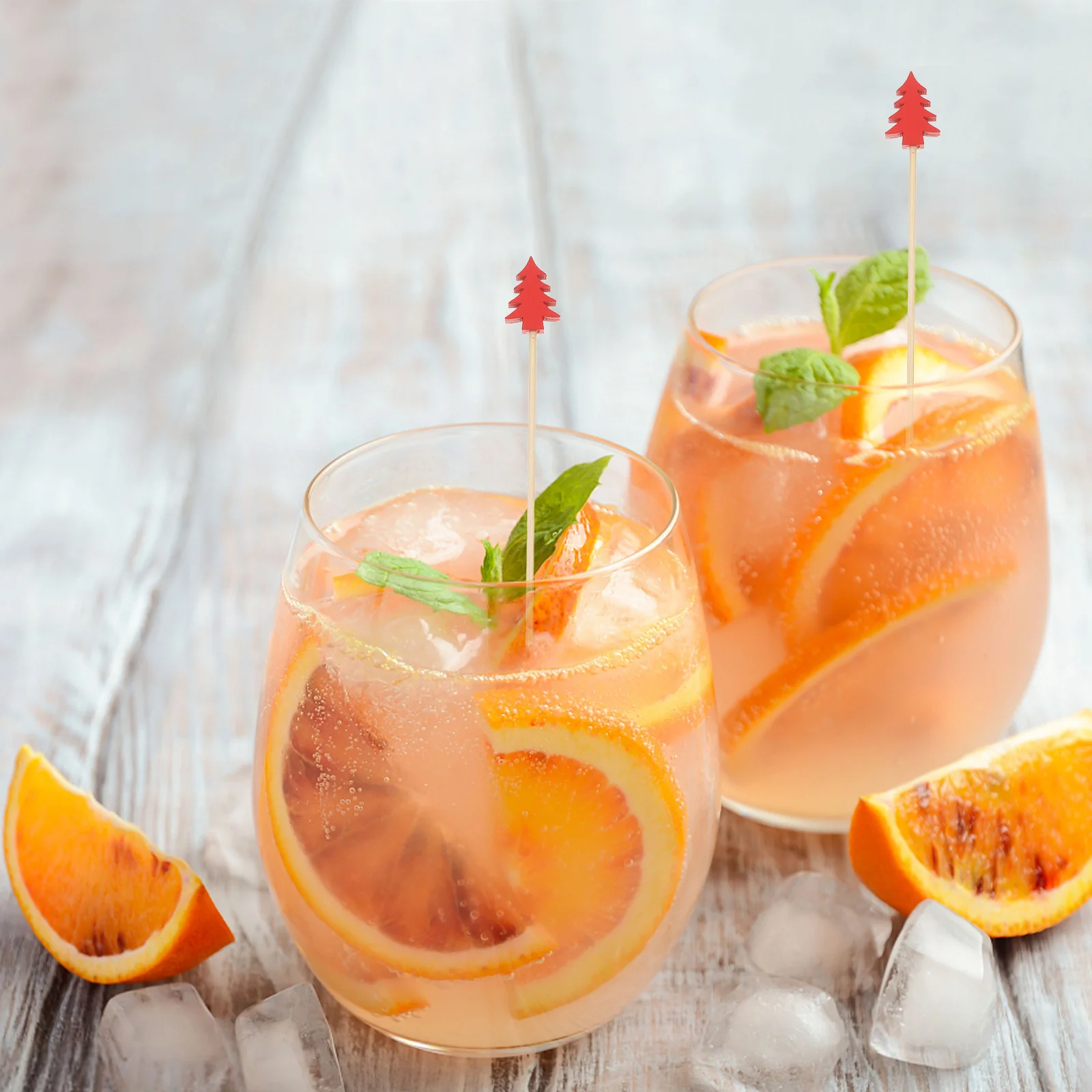 

200pcs Christmas Tree Cocktail Picks Bamboo Fruit Sticks Disposable Appetizer Skewers For Party Bar Ktv Dessert Meatball Fruit