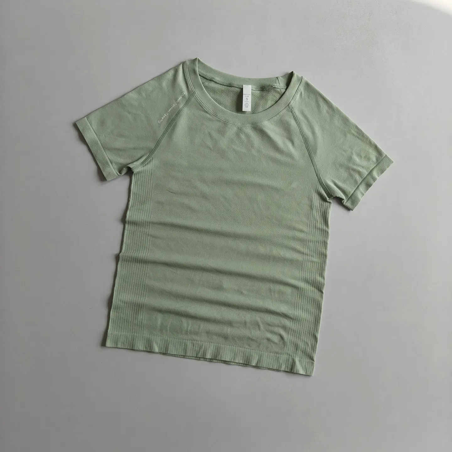 Sommer-Sport-Kurzarmshirts Fitness Outdoor Schnelltrocknende Yoga-Bekleidung Damen-Lauf-Top Schlankmachendes Atmungsaktives Stretch-T-Shirt – Detail 8