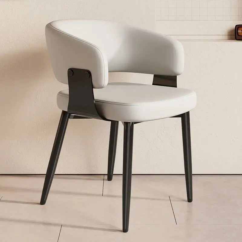 Minimalist Accent Dining Chair Modern Simple Small Home Relax Kitchen Cafe Chairs Patio Leisure Designer Backrest Home Furniture