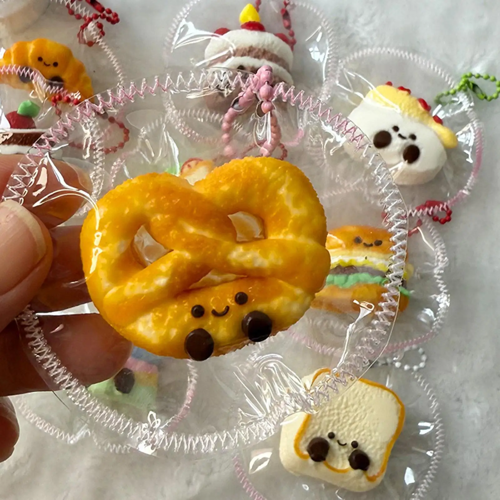 

Милая силиконовая игрушка-антистресс в виде тоста, мультяшная, забавная, миниатюрная, для снятия стресса, с медленным восстановлением формы, подарки