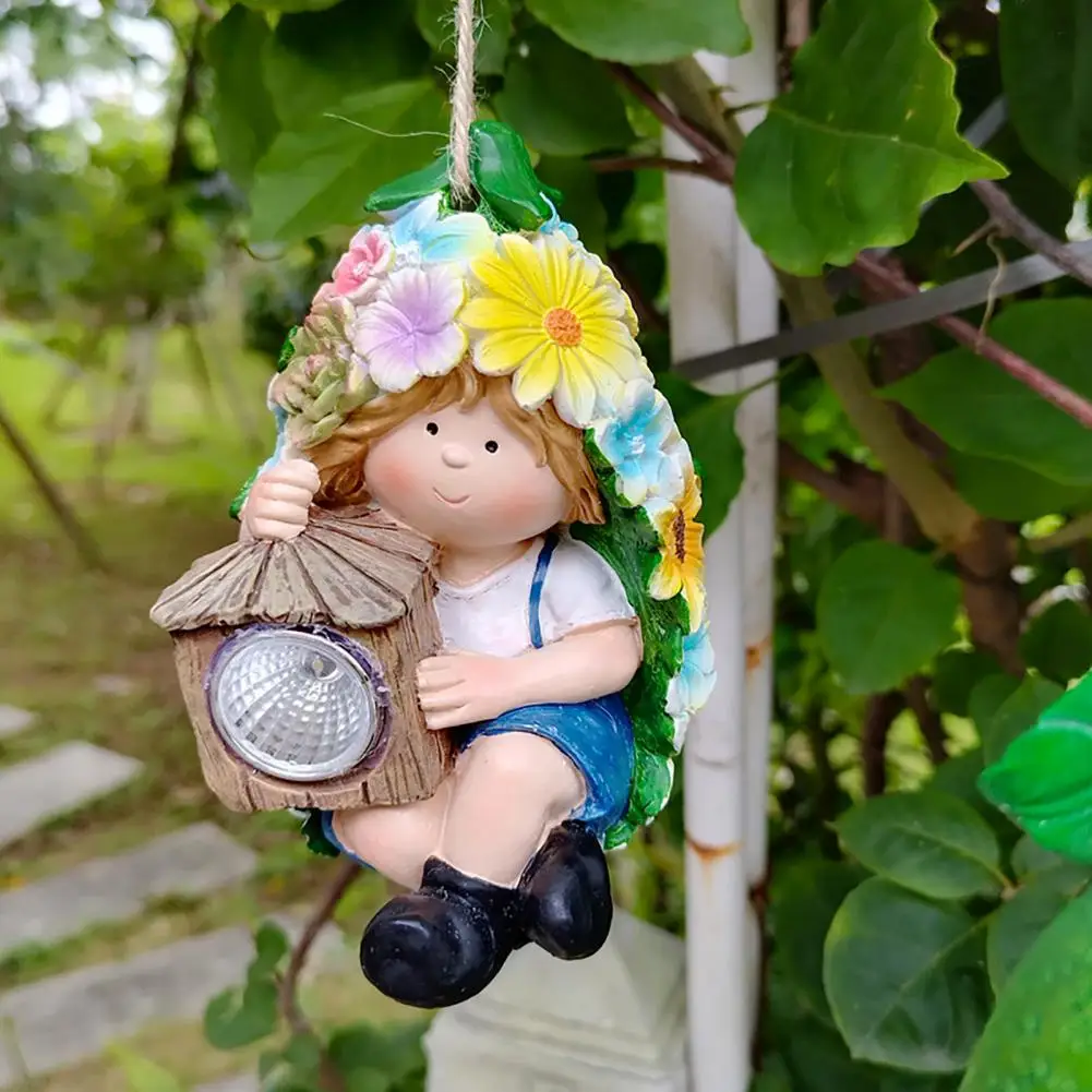 Whimsical Garden Decor Solar-powered Garden Elf Decor with Resin Fruit Figurine Funny Gnome Statue for Outdoor Patio for Garden