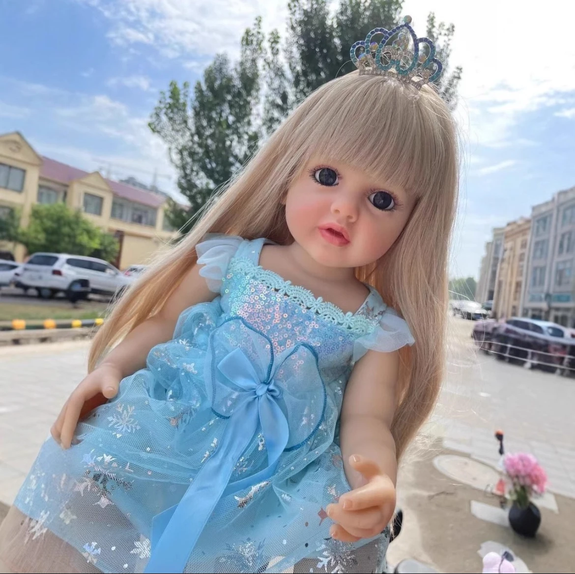 

Кукла реборн 55 см, одетая Эльза из «Холодное сердце» | Полный виниловый корпус с реалистичной текстурой кожи | Идеальный рождественский подарок