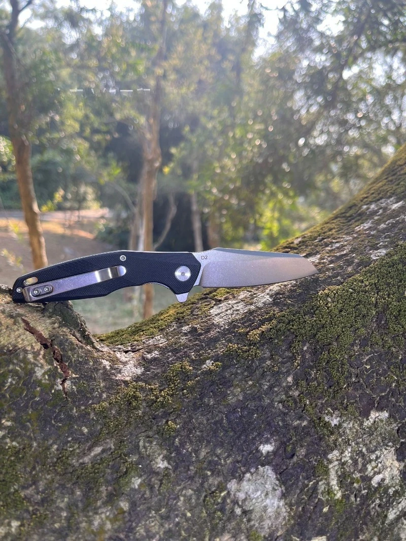 ZD012 Coltello da sopravvivenza tascabile pieghevole da campeggio esterno Escursionismo tattico D2 Lama Utilità portatile Frutta Coltelli per utensili EDC per autodifesa