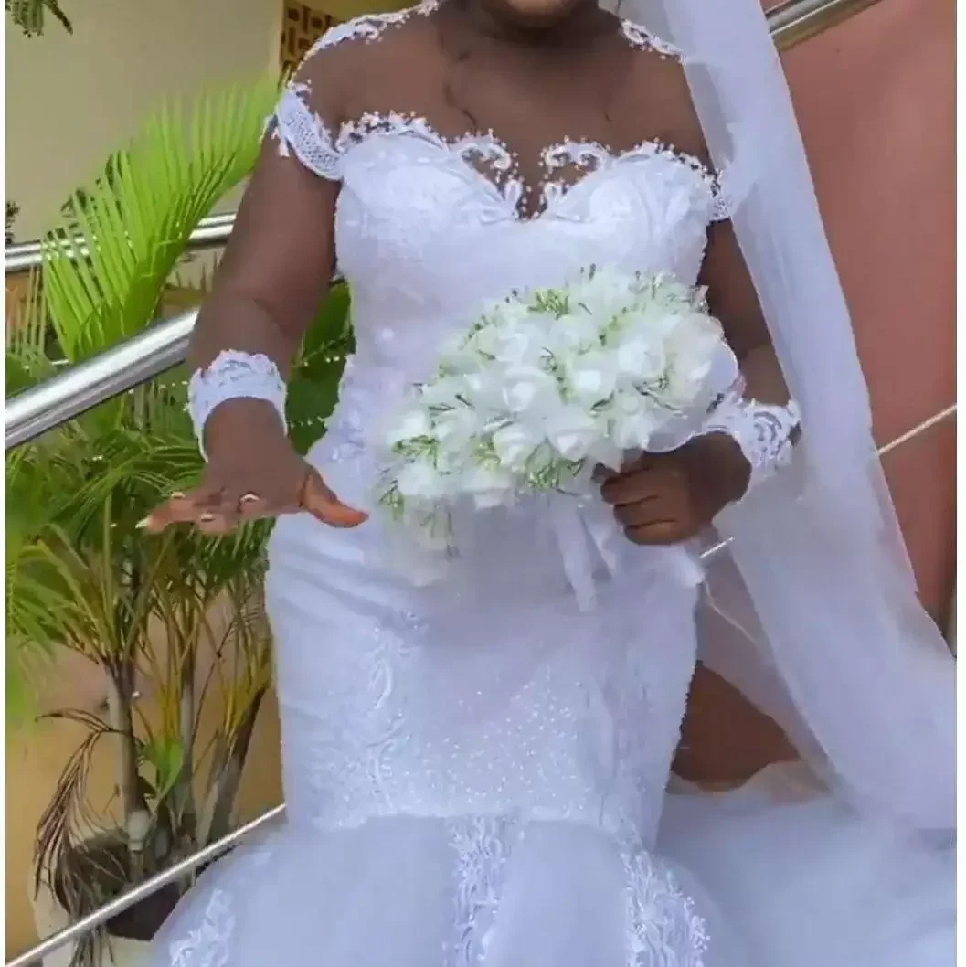 맞춤형 아프리카 레이스 아플리케 머메이드 웨딩드레스 신부용 베스티도 데 노이바 긴 소매 버튼 백 가든 브라이덜 가운