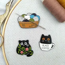 Needle Minders Magnetic for Cross Stitch Cute Cat Yarn Balls Sewing Needle Magnet Keeper Finder Embroidery Needle Nanny Holder