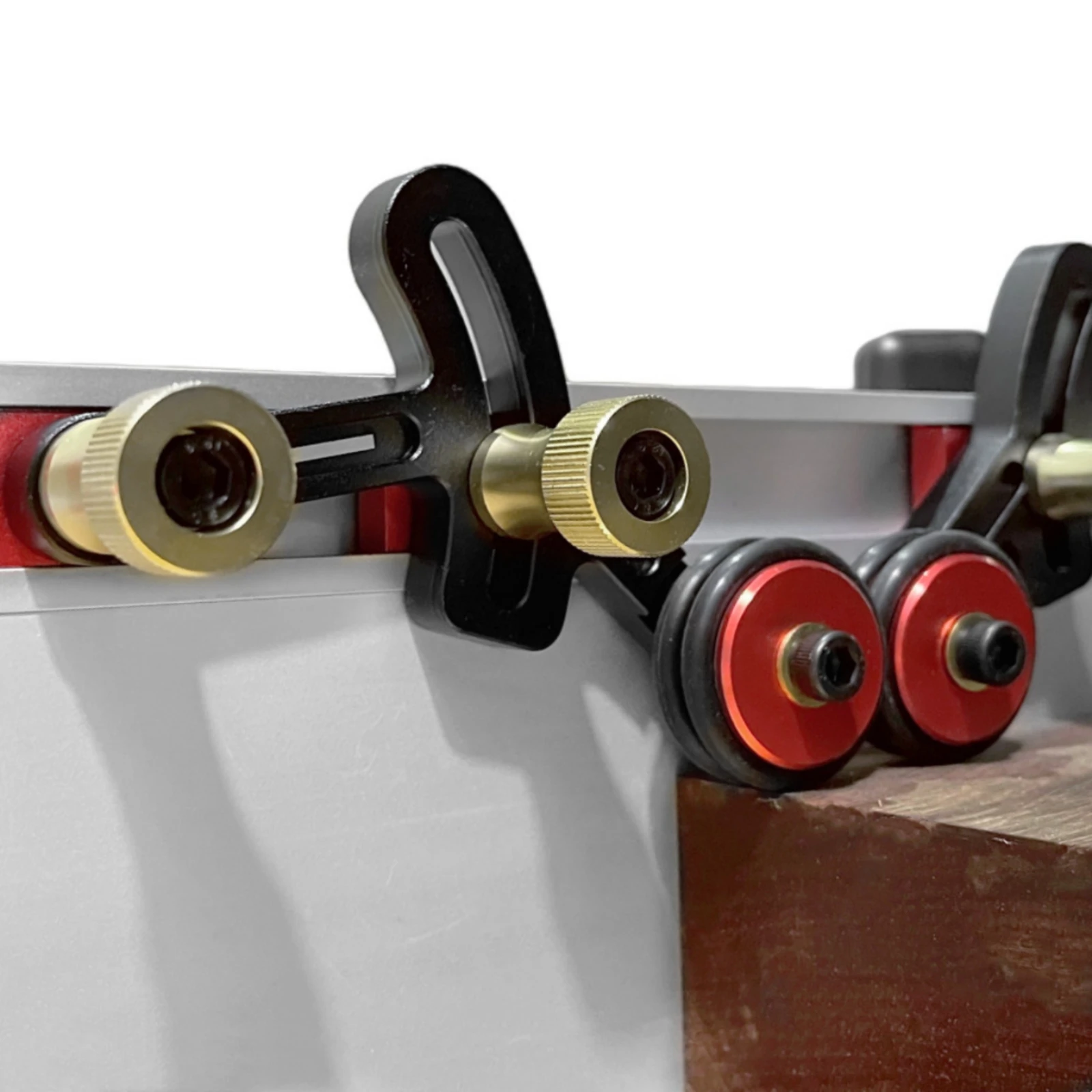Woodworking Bearing Roller Feeder Anodized Bearing Roller Feeder Workshop Tool Knurled Wear-Resistant for Shop Owners