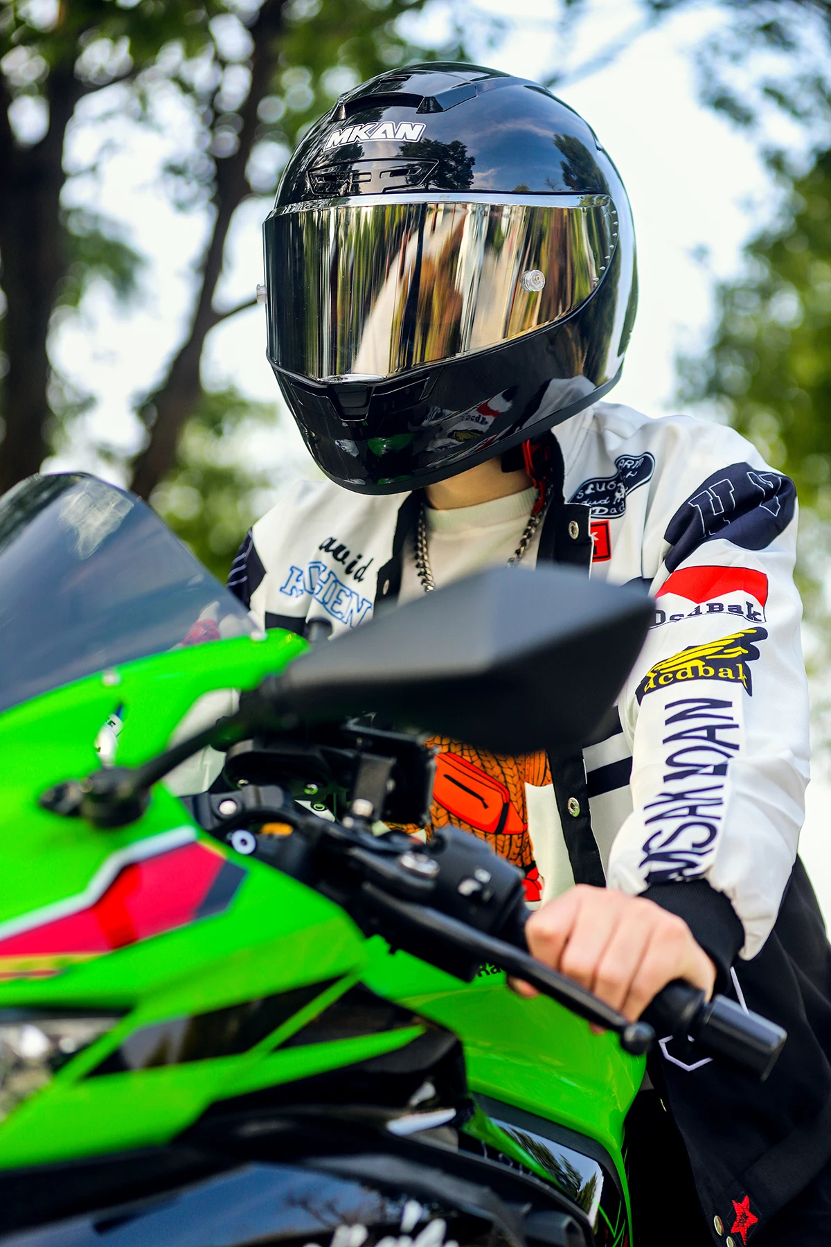 MKAN 풀 페이스 오토바이 헬멧 광택 블랙 헬멧 타고 모토크로스 레이싱 모토바이크 헬멧