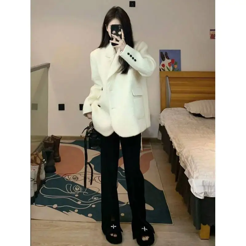 

Superior suit coat women's 2023 autumn and winter new Hepburn style Korean gentle small short woolen