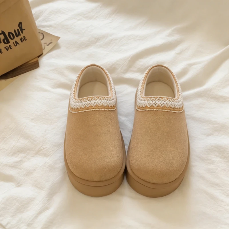 

Новый стиль на толстой подошве, хлопковая обувь Bread 2025, теплые тапочки унисекс, пара повседневных хлопковых тапочек для поездок на работу, противоскользящие