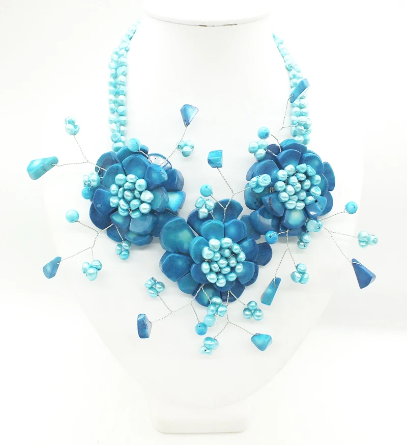 

Blue Ocean, Classic Natural Coral Flower Necklace, Pop American Bridal Wedding Necklace 20"