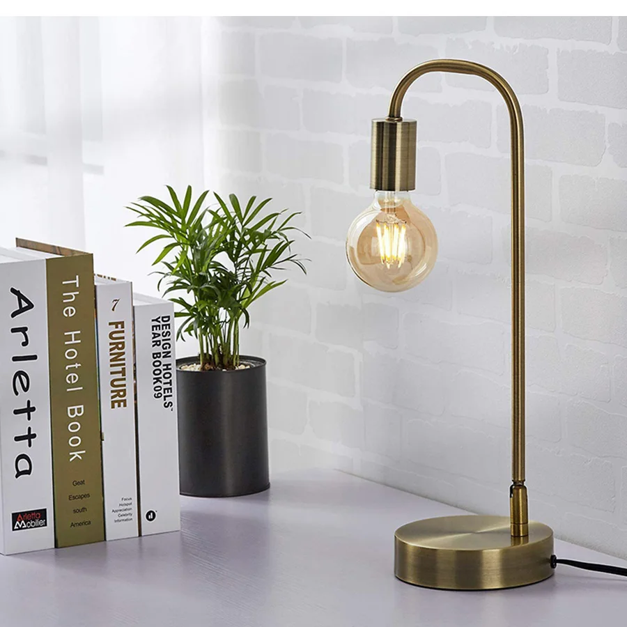 5W E27 Edison Retro LED Bulb, spherical transparent glass shade, warm white light 2700K, non-dimmable, suitable for decorative l